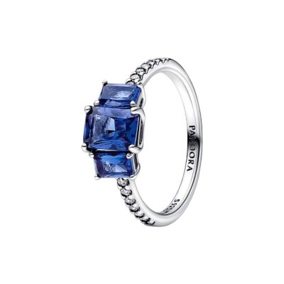 Pandora 192389C01 Ring Blauer Rechteckiger Funkelnder Drei-Stein Zirkonia Silber