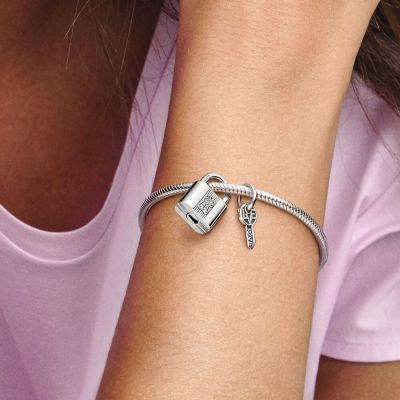 Pandora 790088C01 Charm-Anhänger Vorhängeschloss und Schlüssel Sterling-Silber 