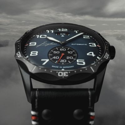 Junghans 27/4397.00 Herren-Uhr Meister Pilot Navy Blue Automatikwerk mit Leder-Armband
