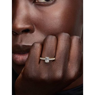 Pandora Ring Rechteckiger Strahlenkranz 14K Vergoldet 164506C01