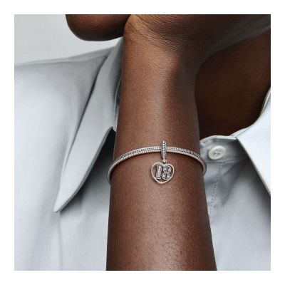 Pandora 797262CZ Charm-Anhänger Damen 18. Geburtstag Zirkonia Silber