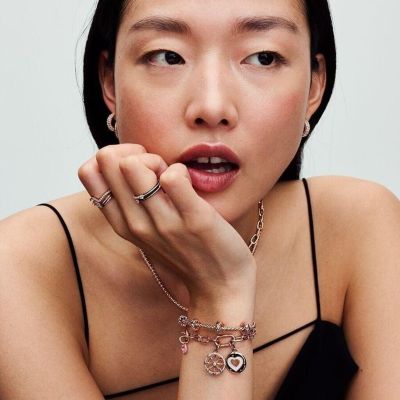 Pandora Me 783042C01 Mini-Charm-Anhänger Rosafarbenes Chakra-Herz Rosévergoldet