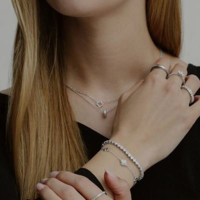 Xenox Halskette mit Anhänger Clover Zirkonia Sterling-Silber XS10090