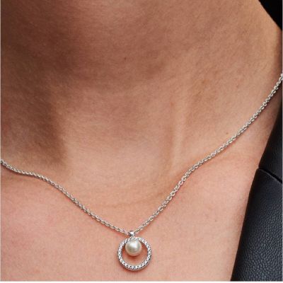 Pandora 393165C01 Halskette Damen Süßwasserzuchtperle Zirkonia Silber